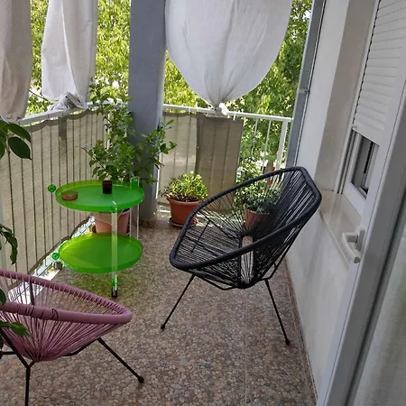 Beautiful With 2 Terraces And A Parking Space *