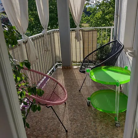 Beautiful With 2 Terraces And A Parking Space 公寓