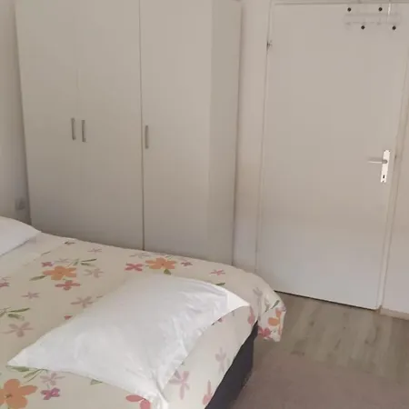 Beautiful With 2 Terraces And A Parking Space Apartamento *